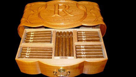 Vegas Robaina 5th Anniversary Humidor