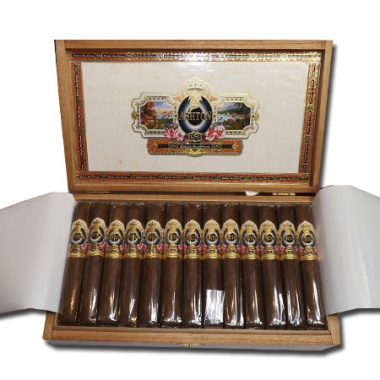 Ashton ESG - 21 Years Salute Cigars - Box of 25