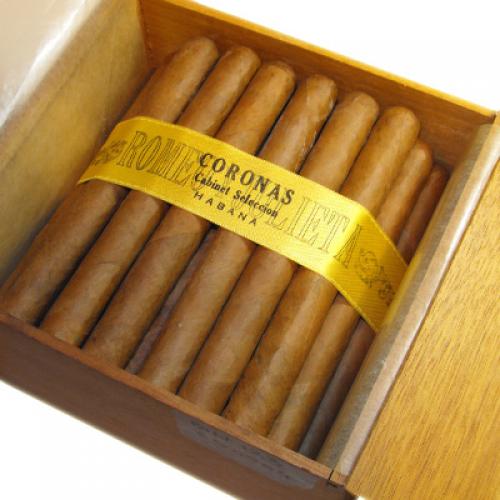 Dunhill Romeo Coronas cabinet selection of 50 cigars Dunhill Romeo Coronas cabinet selection of 50 cigars
