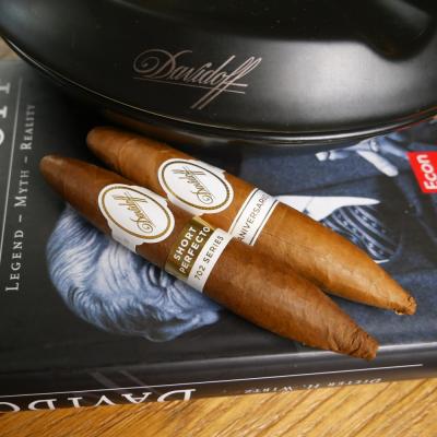 Davidoff Aniversario Short Perfecto Sampler - 2 Cigars