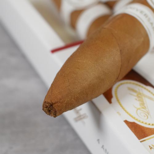 Davidoff Aniversario Short Perfecto Cigar - 1 Single