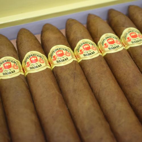 Diplomaticos No. 2 Cigar - Box of 25