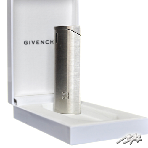 GIVENCHY SILVER SATIN PIEZZO Lighter