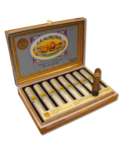 La Aurora Preferidos Robusto Cigars - Platinum - Box of 8