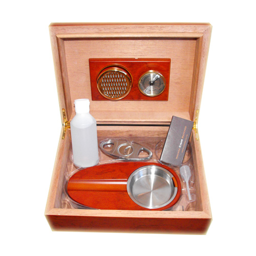 Rosewood Humidor Starter Gift Pack - 20 cigar capacity