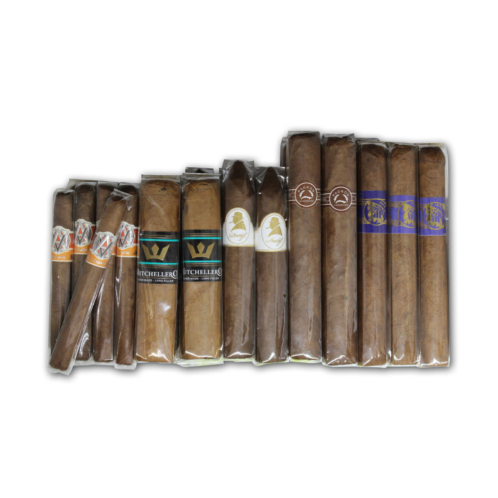 Budget New World Cigar Selection plus C.Gars Crushproof Travel Humidor