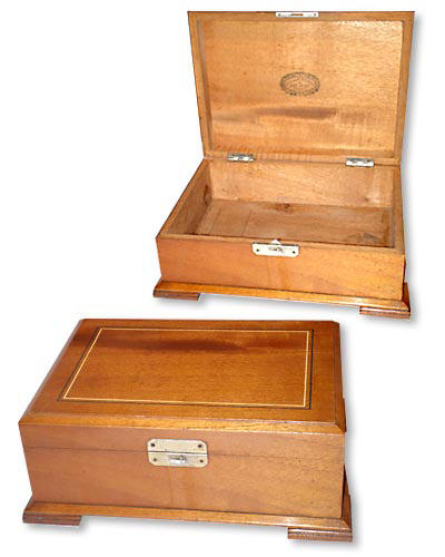 Hoyo De Monterrey Cabinet, 1960s (code 103)