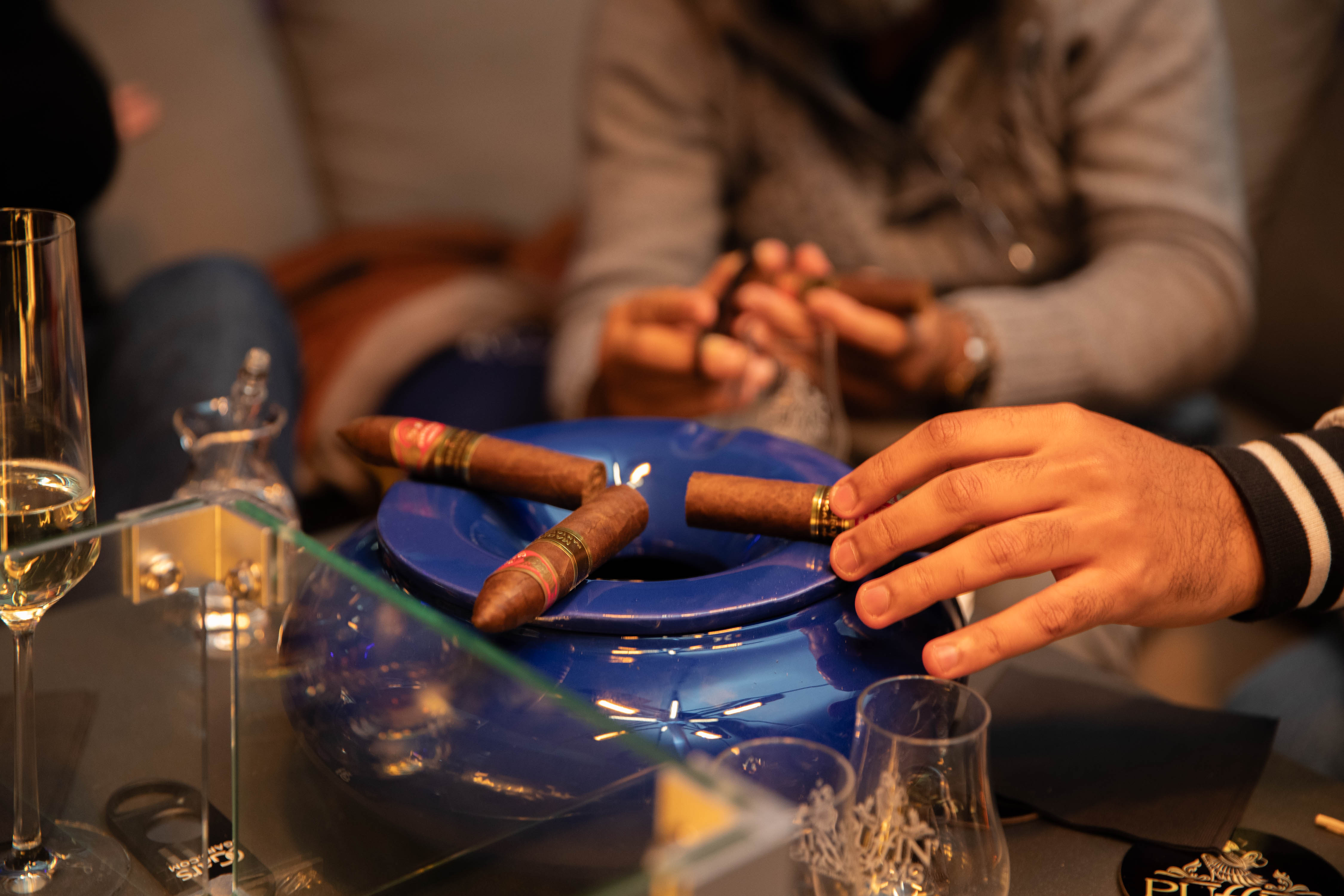 A Night to Remember: Cigar Lovers Rejoice at La Casa del Habano Edinburghs Sensational Event