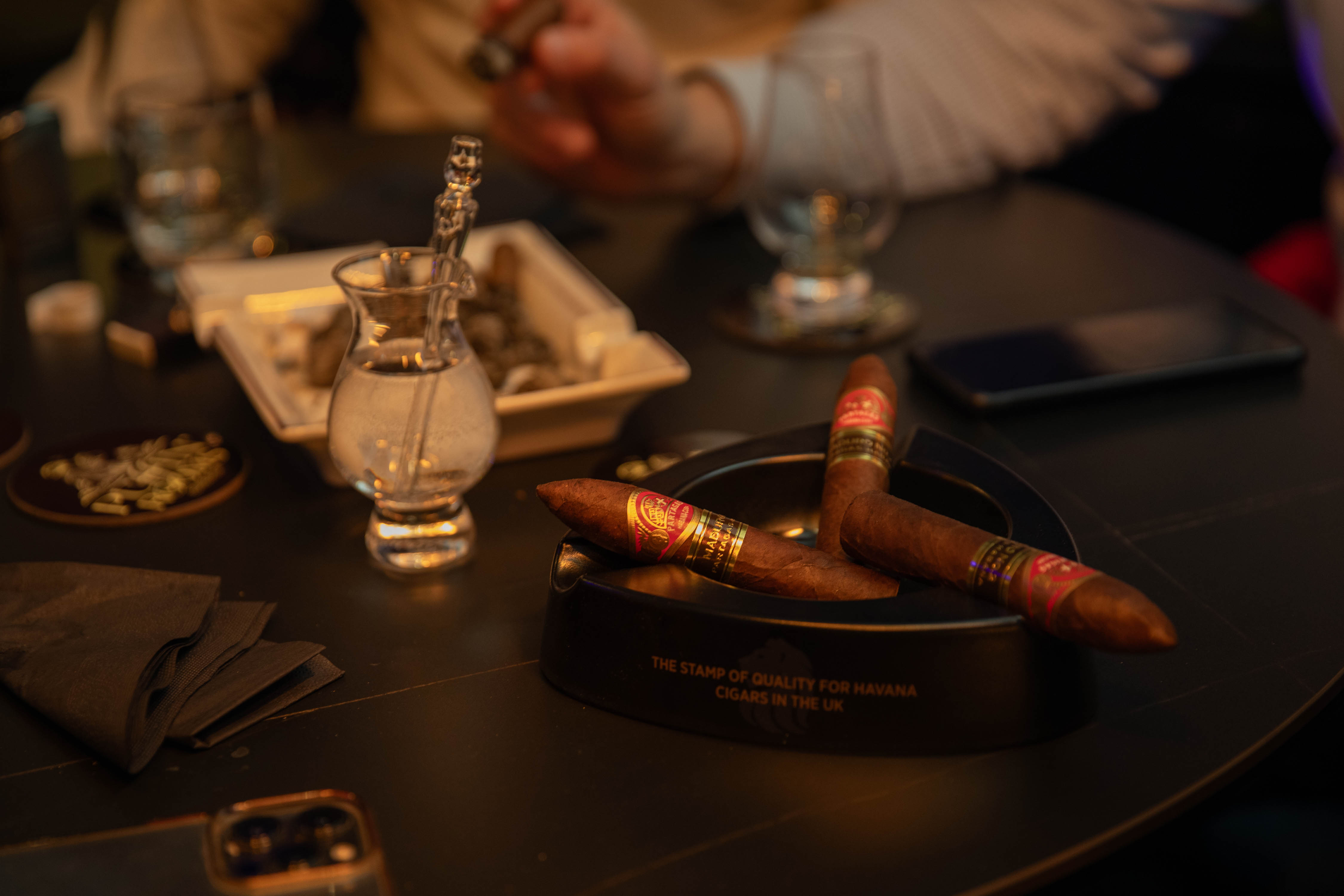 A Night to Remember: Cigar Lovers Rejoice at La Casa del Habano Edinburghs Sensational Event