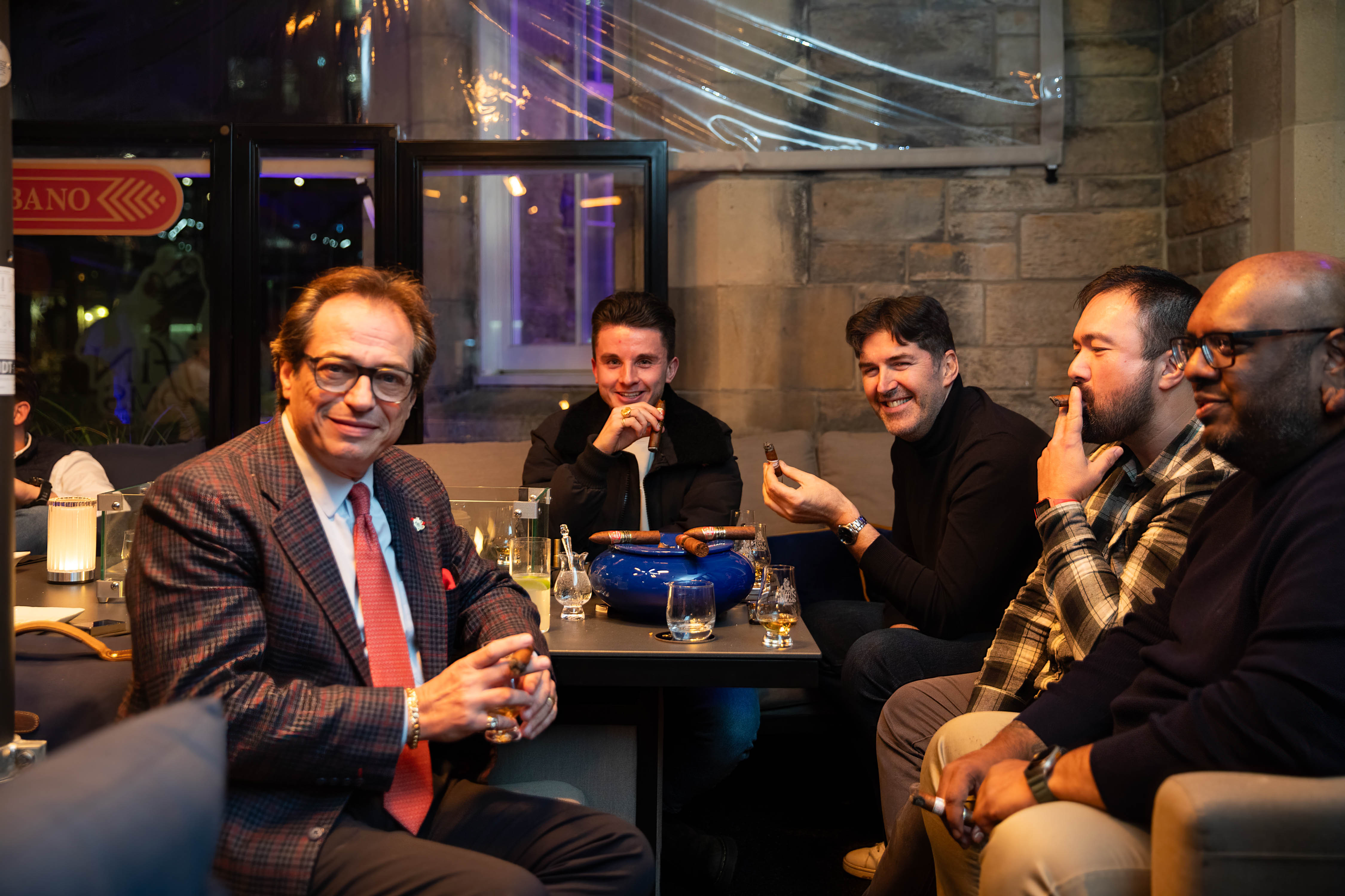 A Night to Remember: Cigar Lovers Rejoice at La Casa del Habano Edinburghs Sensational Event