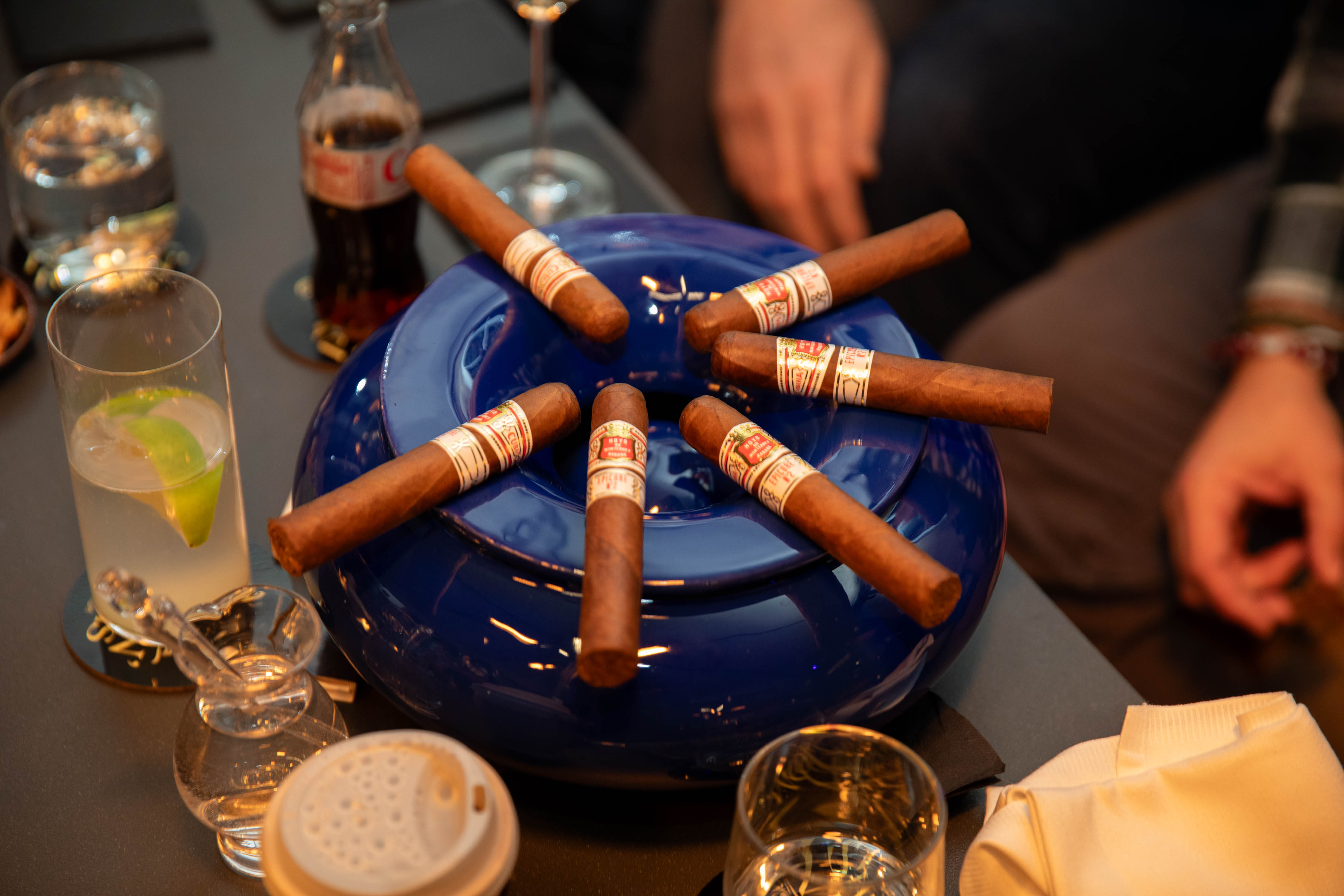 A Night to Remember: Cigar Lovers Rejoice at La Casa del Habano Edinburghs Sensational Event