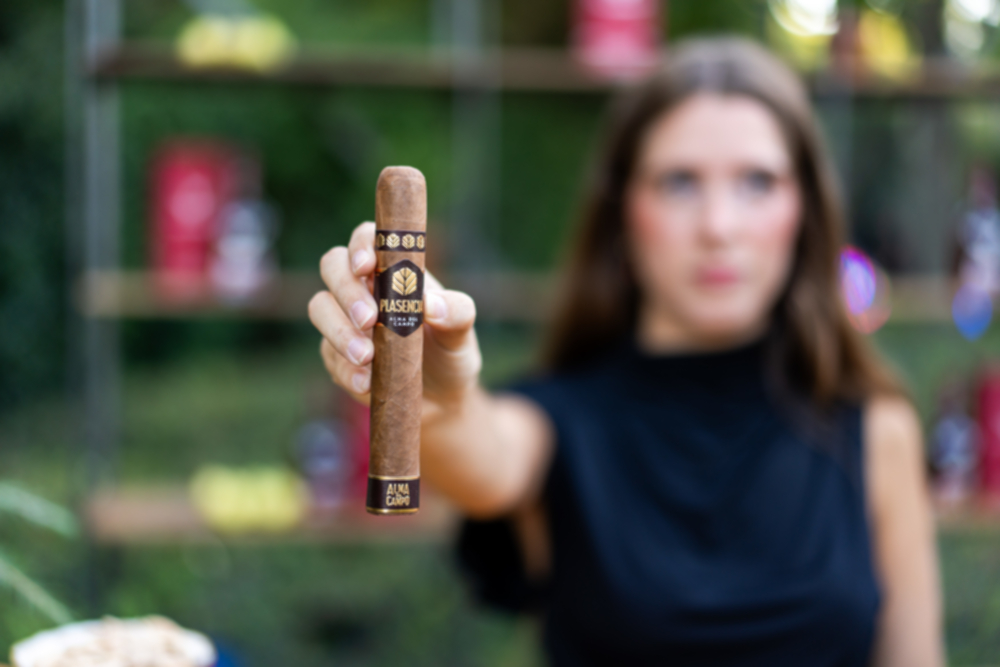 Dominique London Celebrates 160 Years of Plasencia Tobacco Legacy in Madrid Dominique London Celebrates 160 Years of Plasencia Tobacco Legacy in Madrid