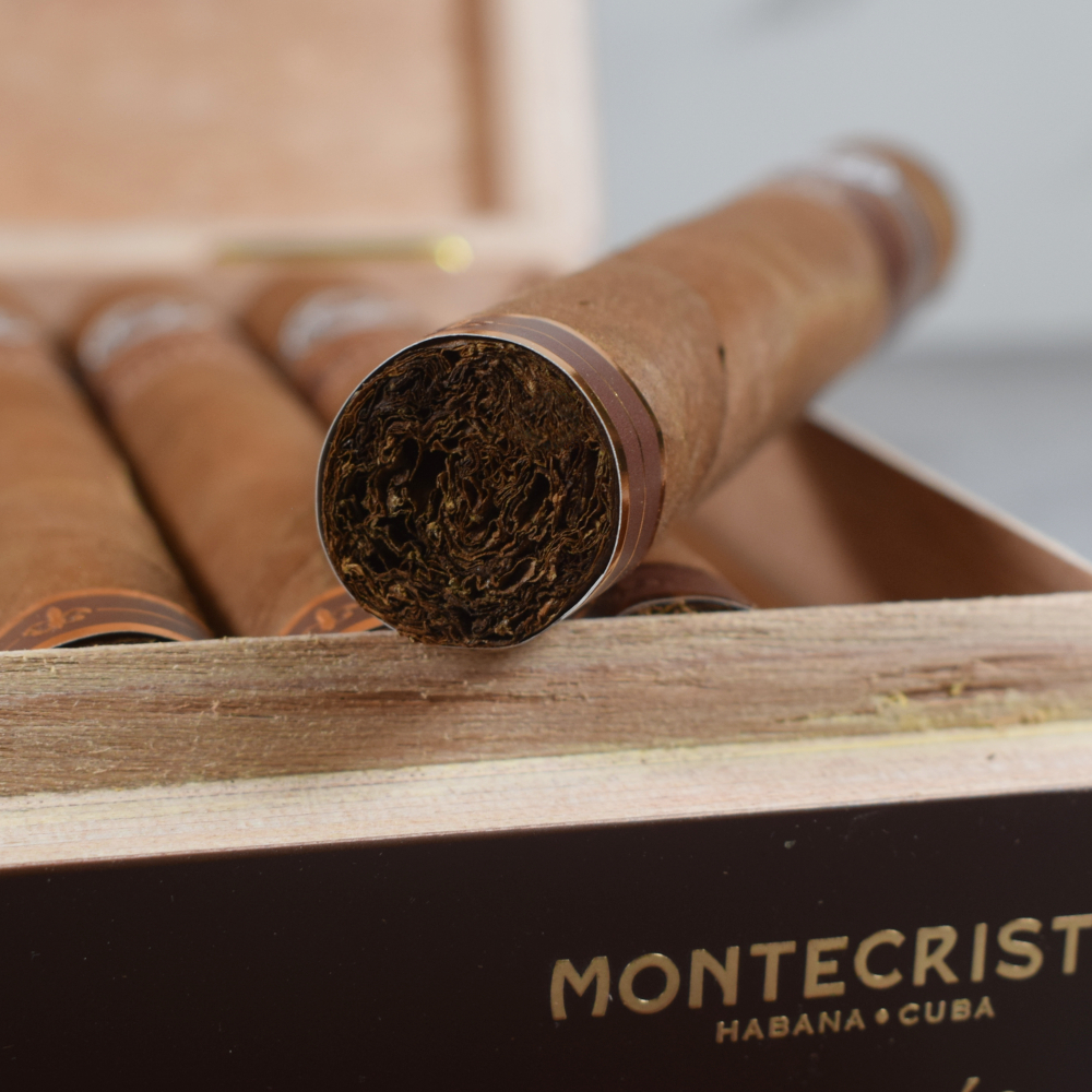 Montecristo Línea 1935 | Cigar Aficionado 3 thumbnail image