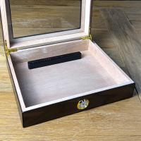 Houston Walnut Humidor Glass Window - 20 Capacity
