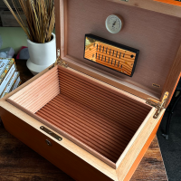 Adorini Cedro Grande Deluxe Cigar Humidor - 150 Cigar Capacity (AD072)