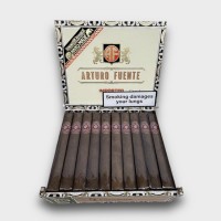 Arturo Fuente Cazadore Cigar - Box of 30