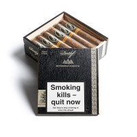 Davidoff Nicaraguan Experience Robusto Cello Cigar - Box of 12