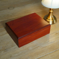 Budget Chestnut Humidor - 25 Capacity