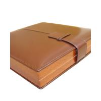 Humidif - Travel Cedar and Brown Leather