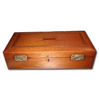 Cigar cabinet with dedication to JA Duarte Obsequio de Urtia ONE Cigar cabinet with dedication to JA Duarte Obsequio de Urtia ONE
