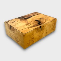 Jonathon Vaiksaar Natural Small Regular Humidor - Yew - 70 Cigar Capacity