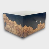 Jonathon Vaiksaar River Medium Humidor - Burr Elm - 120 Cigar Capacity