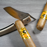 La Unica No. 400 Cigar - 1 Single