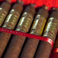 Meerapfel Richard Master Blend Limited Edition Double Robusto Cigar - Box of 10