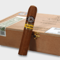 Montecristo Wide Edmundo Cigar - Box of 25