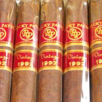 Rocky Patel 1992  Juniors - Tin of 5