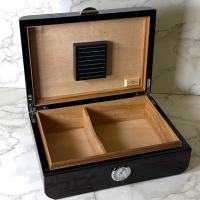 Savinelli High Lacquered Brown Humidor - 30 Cigar Capacity (End of Line)
