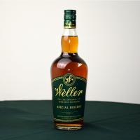 SPECIAL OFFER BUNDLE DEAL - Ron Abuelo 12 Year Old Rum & Weller Special Reserve Bourbon