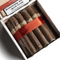 Curivari Buenaventura Red Natural Robusto Cigar - Box of 20