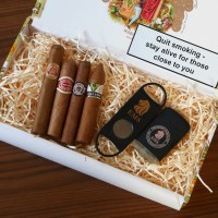 Cuban Beginners Gift Box Sampler - 4 Cigars & Accessories