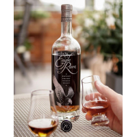 SPECIAL OFFER BUNDLE DEAL - Ron Abuelo 12 Year Old Rum & Eagle Rare 10 Year Old Kentucky Straight Bourbon Whiskey