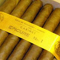 Hoyo de Monterrey Epicure No. 1 Cigar - Cabinet of 50