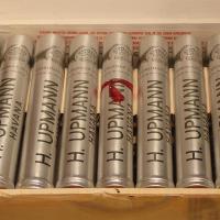 H Upmann Corona Major tubed (handmade) box of 25 - pre embargo
