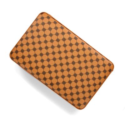 Cigarism Cedar Lined Travel Cigar Humidor with Cutter & Lighter - 4 Cigar Capacity - Brown Patterned