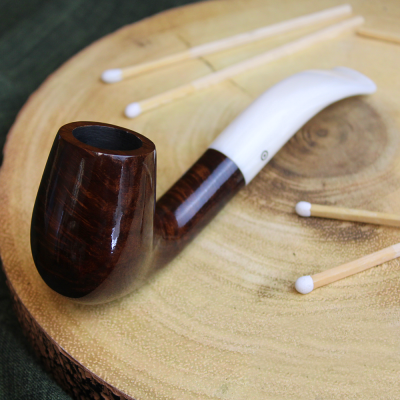 Mr Brog Walrus Pipes