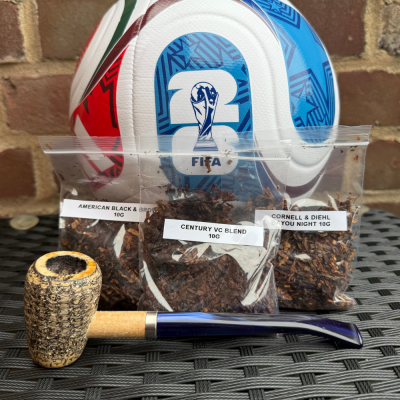 WORLD CUP : USA Edition Sapphire Cob Pipe Tobacco Sampler - Pipe & 3 x 10g