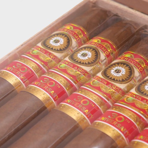 Perdomo 30th Anniversary SG Robusto Cigar - Box of 30