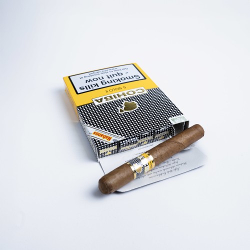 Cohiba Siglo II Cigar - Pack of 5