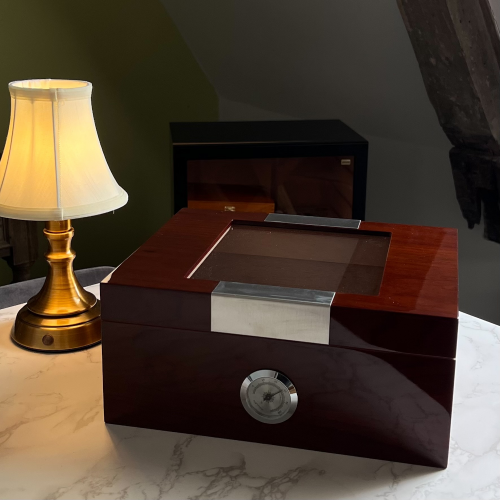 Savinelli Large Brown Glasstop Humidor - 75 Cigar Capacity (End of Line)