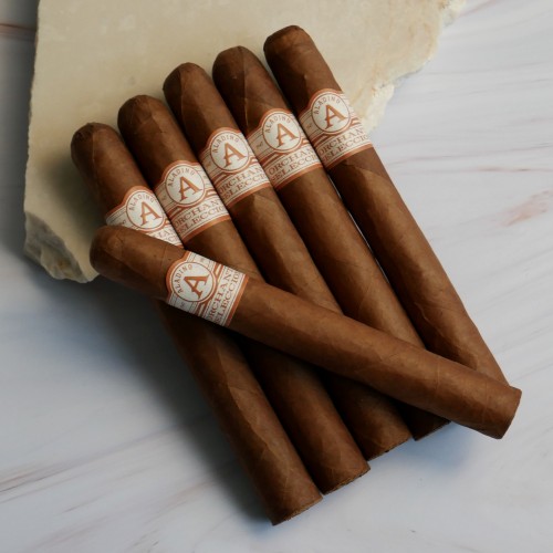 FLASH SALE - 5 + 1 Aladino Orchant Seleccion Corona Sampler - 6 Cigars