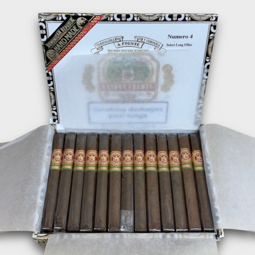 Arturo Fuente Gran Reserva Numero 4 Cigar - Box of 25