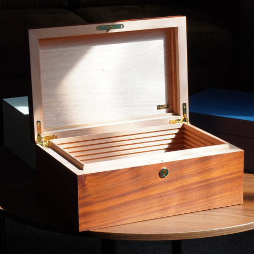 Adorini Mahogany Specially Selected Grande Deluxe Cigar Humidor - 150 Cigar Capacity (ADO194)