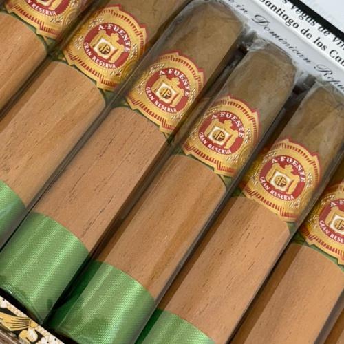 Arturo Fuente Chateau Fuente Cigars - Box of 20