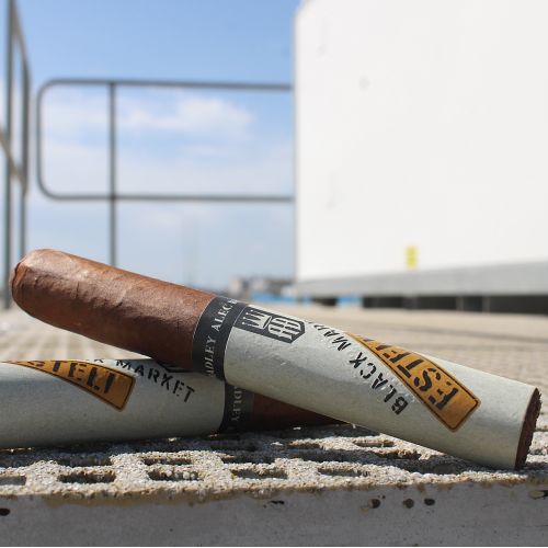 Alec Bradley Black Market Esteli Toro Cigar - 1 Single