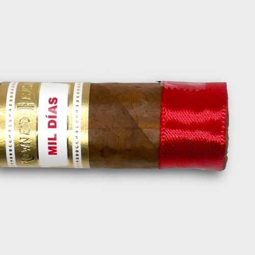 Crowned Heads Mil Dias Topes Cigar - Box of 21