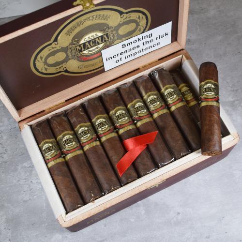 Casa Magna Colorado by Quesada Torito Cigar - Box of 27